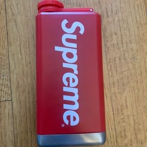 Supreme Flask